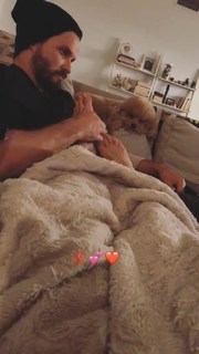 Chloe Bennet feet photo thumbnail