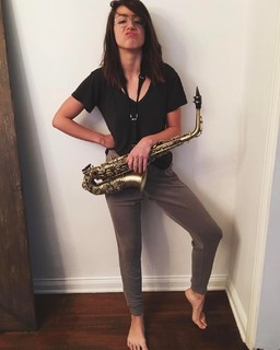 Chloe Bennet feet photo thumbnail