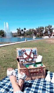 Chloe Bennet feet photo thumbnail