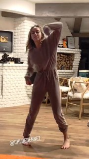 Chloe Bennet feet photo thumbnail