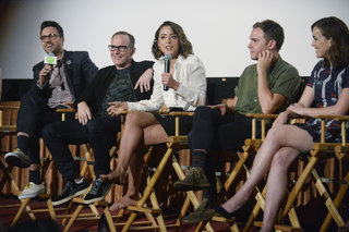 Chloe Bennet feet photo thumbnail