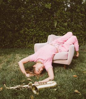 Chloe Bennet feet photo thumbnail