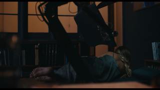 Chloe Bennet feet photo thumbnail
