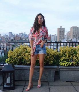 Chloe Bridges feet photo 6