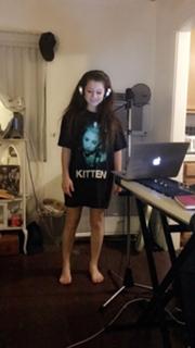 Chloe Chaidez feet photo 12