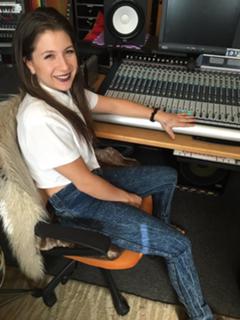 Chloe Chaidez feet photo 9