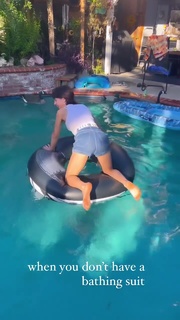 Chloe Chaidez feet photo 15