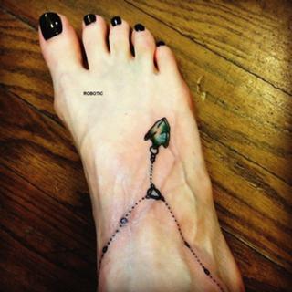 Chloe Dykstra feet photo 16