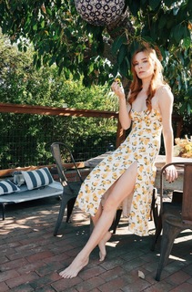 Chloe Dykstra feet photo 6