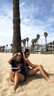 Chloe East feet photo thumbnail