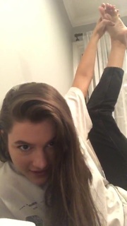 Chloe East feet photo thumbnail