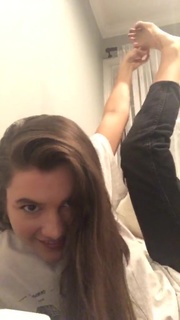 Chloe East feet photo thumbnail