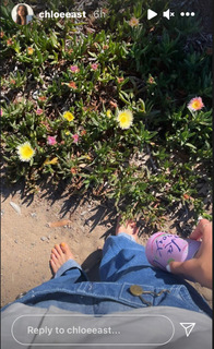 Chloe East feet photo thumbnail