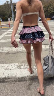 Chloe East feet photo 7