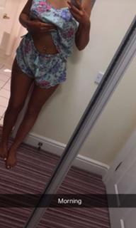 Chloe Ferry feet photo thumbnail