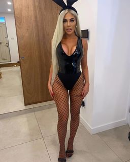 Chloe Ferry feet photo thumbnail