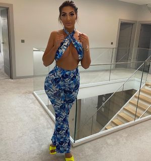 Chloe Ferry feet photo thumbnail