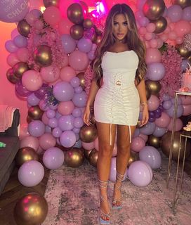 Chloe Ferry feet photo thumbnail