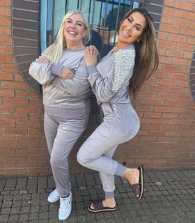 Chloe Ferry feet photo thumbnail
