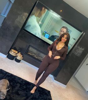 Chloe Ferry feet photo thumbnail