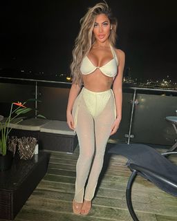 Chloe Ferry feet photo thumbnail
