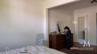 Chloe Fineman feet photo thumbnail