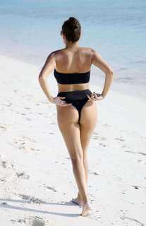Chloe Goodman feet photo 2