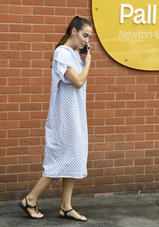 Chloe Goodman feet photo 2