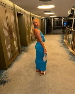 Chloe Kelly feet photo thumbnail