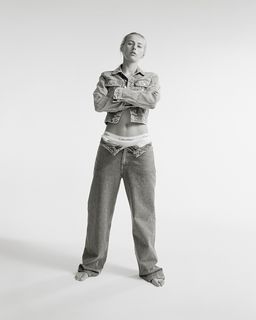 Chloe Kelly feet photo thumbnail