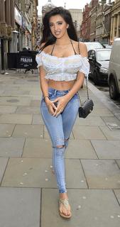 Chloe Khan feet photo 6