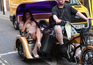 Chloe Khan feet photo 16