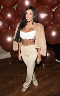 Chloe Khan feet photo 11