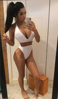 Chloe Khan feet photo 2