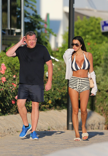 Chloe Khan feet photo 18