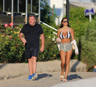 Chloe Khan feet photo 17