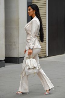 Chloe Khan feet photo 13