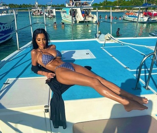 Chloe Khan feet photo 12