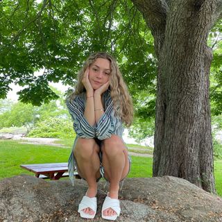 Chloe Lang feet photo 14