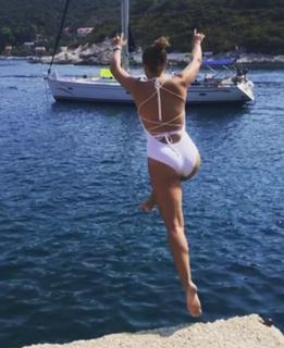 Chloe Lewis feet photo 1