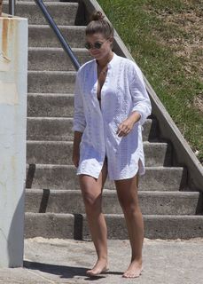 Chloe Lewis feet photo 12