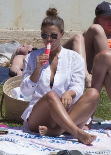 Chloe Lewis feet photo 10