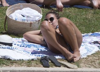 Chloe Lewis feet photo 5