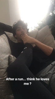Chloe Lewis feet photo 5