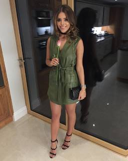 Chloe Lewis feet photo 3