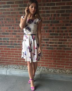 Chloe Lewis feet photo 2