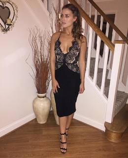 Chloe Lewis feet photo 9