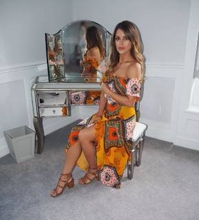 Chloe Lewis feet photo 11