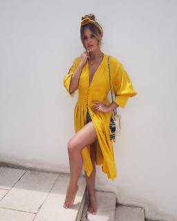 Chloe Lewis feet photo 14