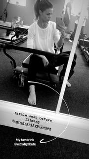 Chloe Lewis feet photo 8